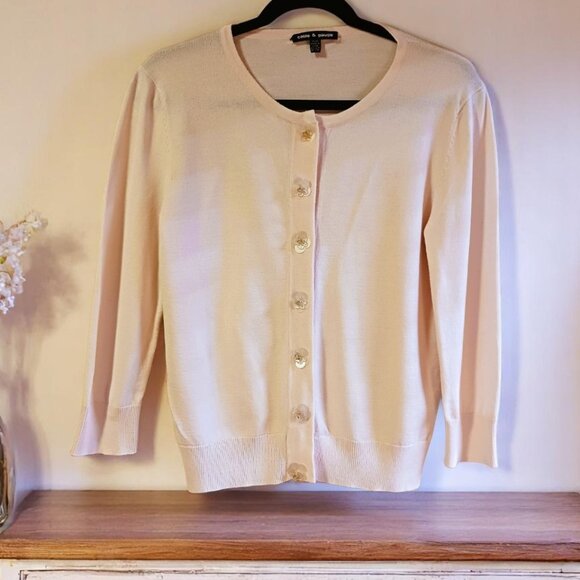 DELICATE PALE PINK Summer Cardigan with FLOWER BUTTONS 3/4 sleeves Sz M EUC - Picture 1 of 8